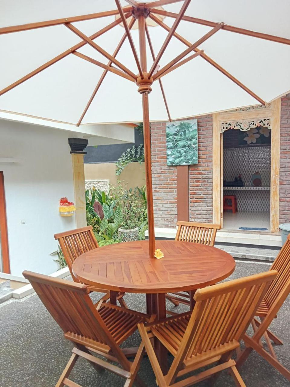 Lavista Guesthouse Ubud Exteriör bild